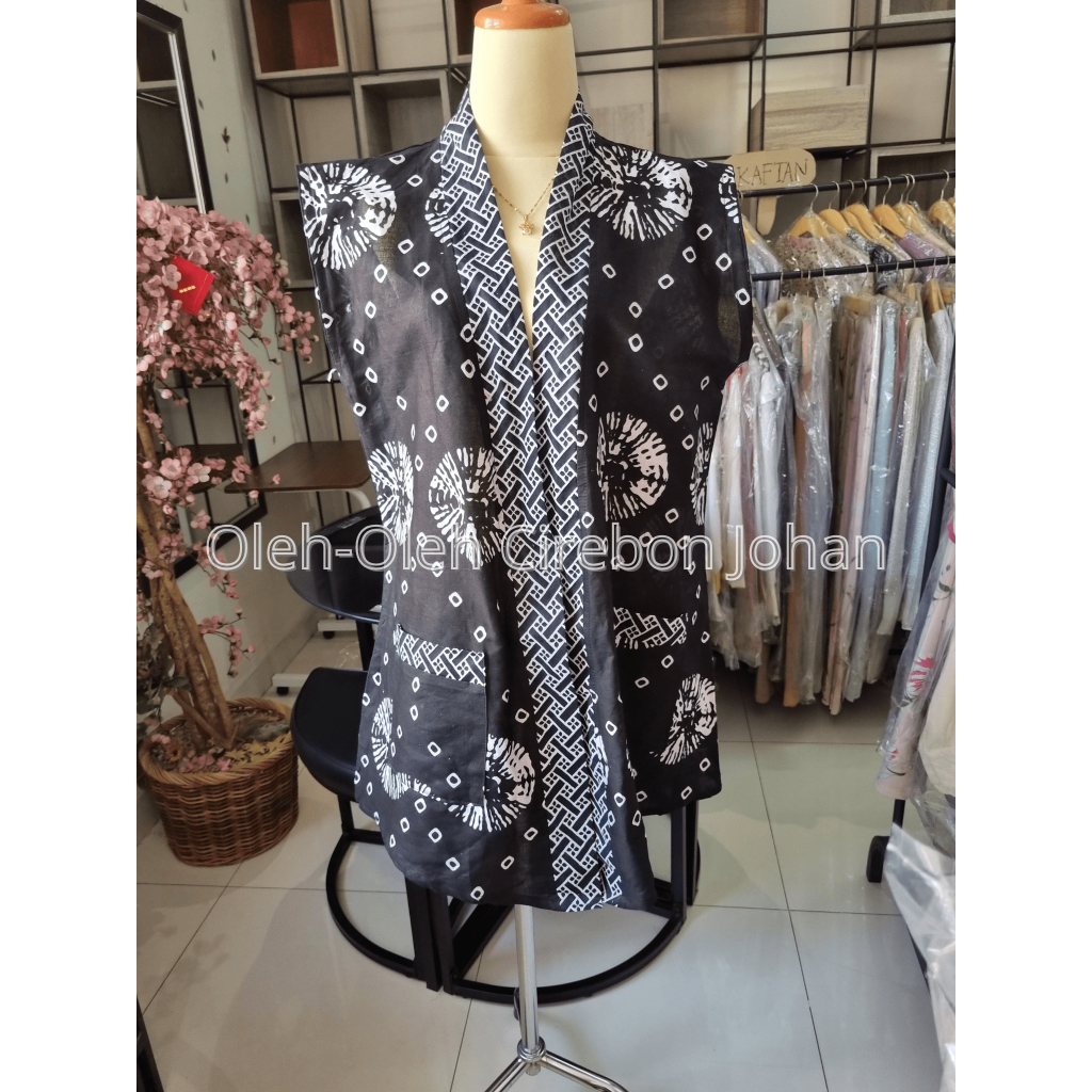 Outer Batik - Gaya Batik Cirebon