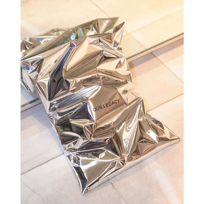 

CUSTOM POLYMAILER METALIZE METALIC BUNGKUS KADO ONLINE SILVER GLOSSY METALIK
