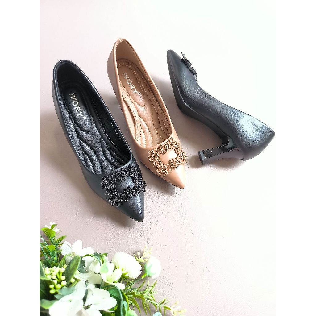 IVORY Sepatu Wanita Heels Kerja Formal IV7-167 Hitam