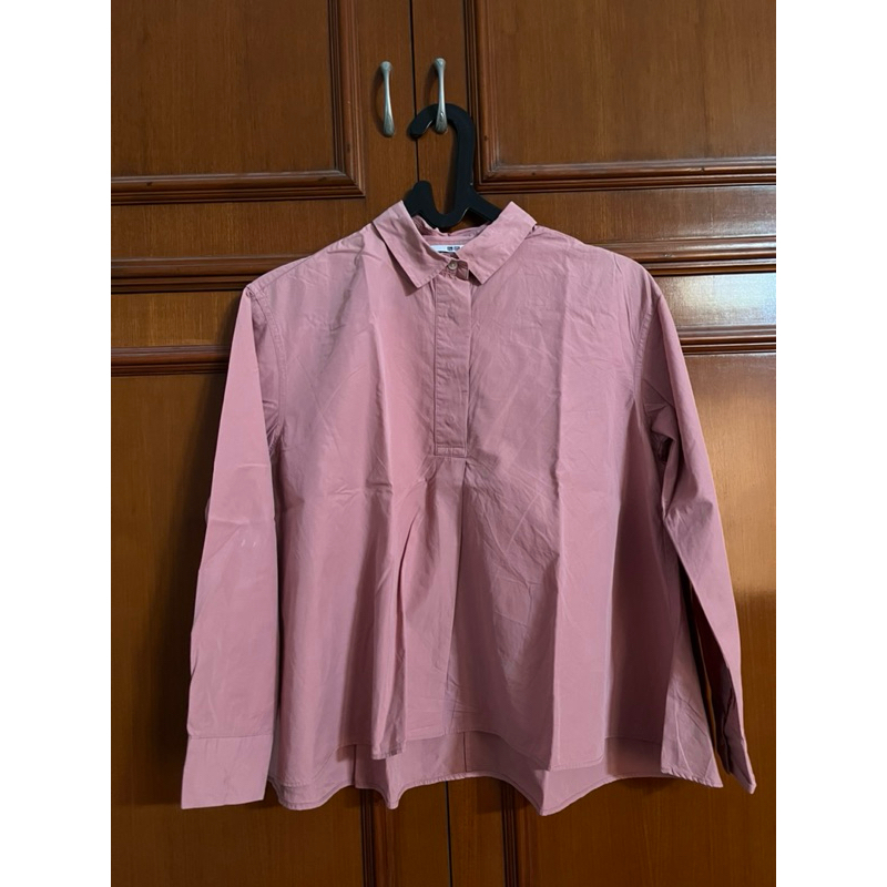 PRELOVED BAJU KEMEJA UNIQLO ORIGINAL WOMAN WANITA