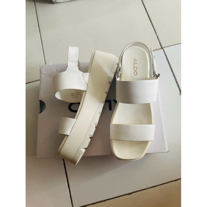 Sandal Aldo wanita sandal wanita white wedges tali wanita Aldo preloved