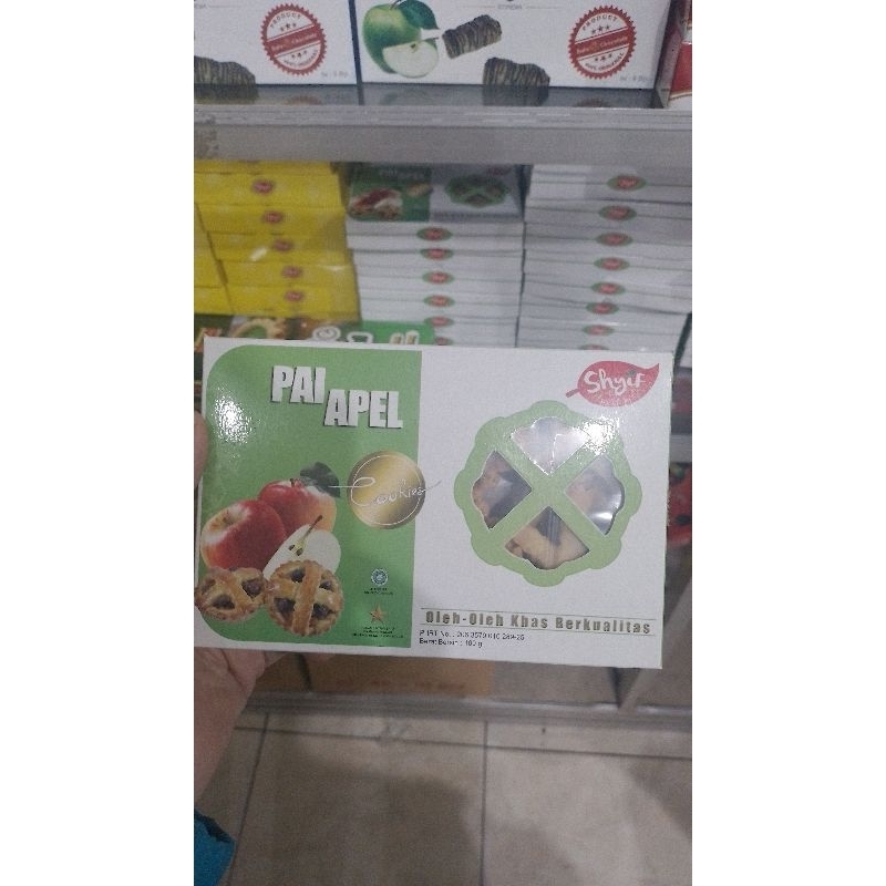 

PIE APEL-APPLE PIE MILK - OLEH OLEH KHAS MALANG