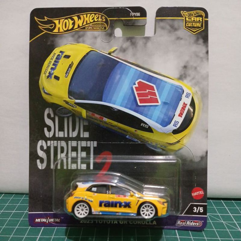 Hotwheels 2023 Toyota GR Corolla Slide Street