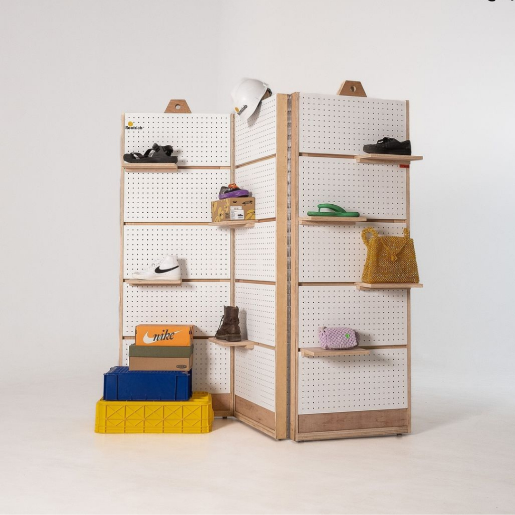 Pegboard / partisi / rak penyimpanan / rak dinding / desk organizer