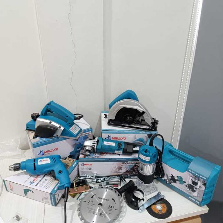 TERBARU MODEL MAKITA  PAKET TUKANG KAYU ( 4 ITEM LENGKAP ) MESIN CIRCULAR SAW / MESIN BOR 10MM /