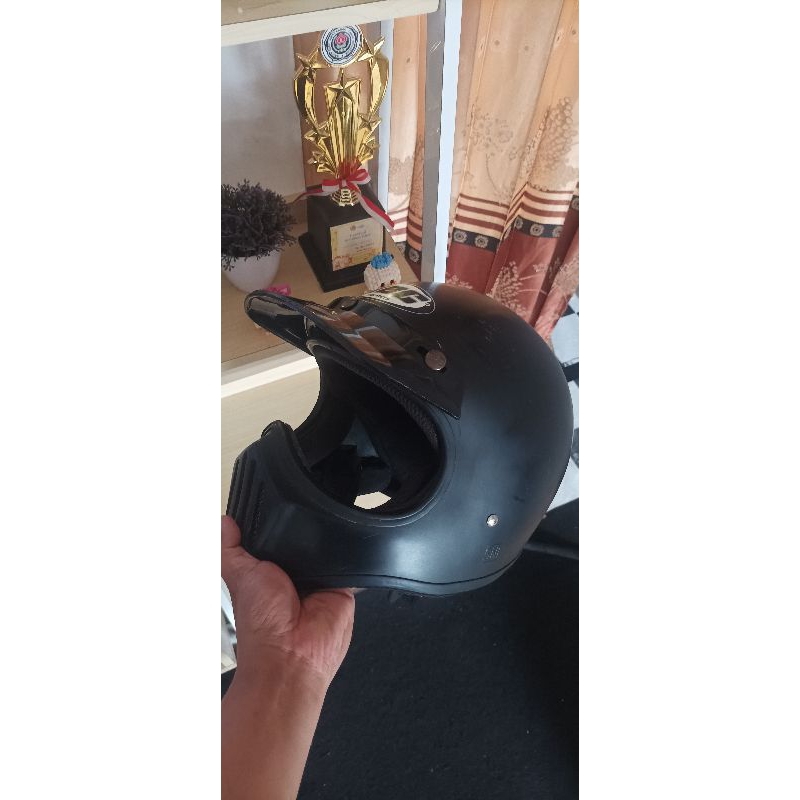 helm cakil HBC second