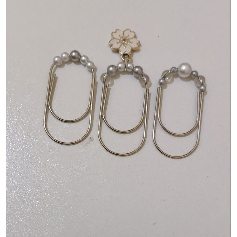 

paper clip jumbo aestetik