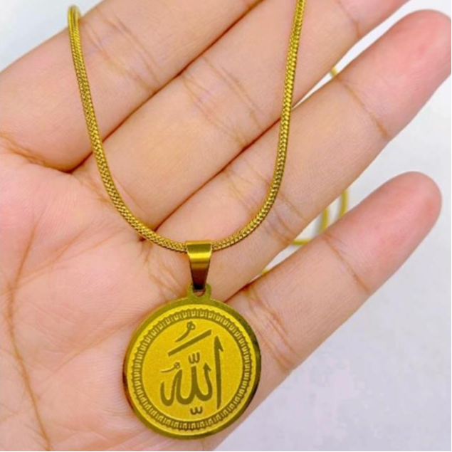 Kalung Titanium Islami Liontin Bulat Lafadz Allah Pria Dan Wanita Anti Karat Tidak Luntur