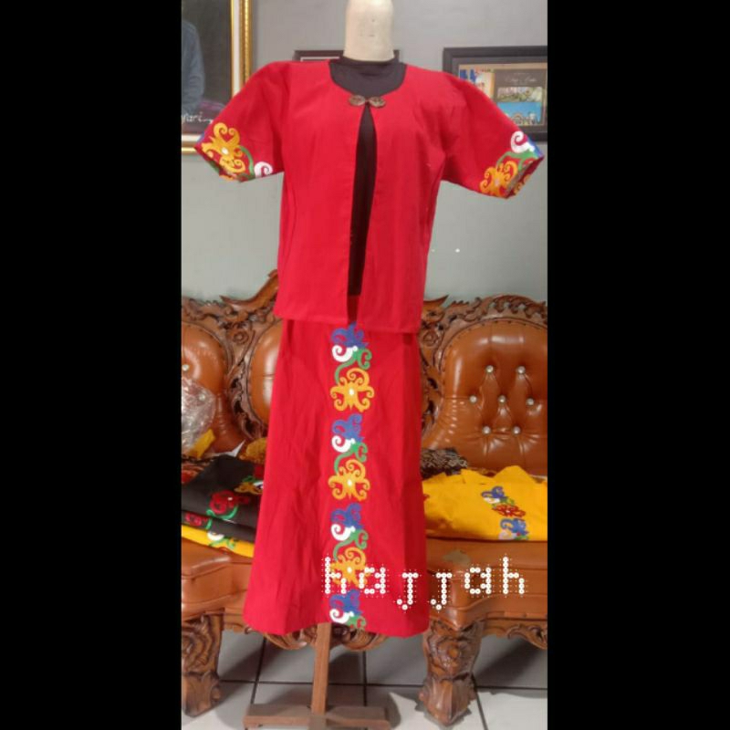 BAJU TENUN MOTIF CUMI ADAT KALIMANTAN OUTER MOTIF CUMI SETELAN BAJU MOTIF CUMI ADAT KALIMANTAN KUALI
