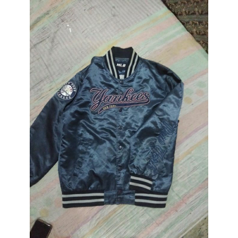 varsty mlb