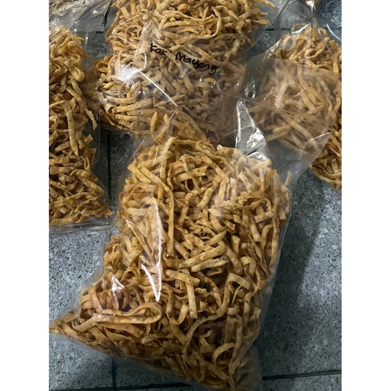 

keripik kue bawang