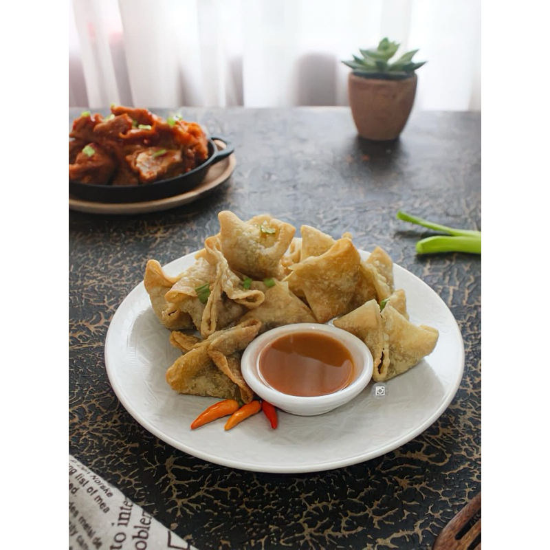 

pangsit bakso goreng sambal tumis