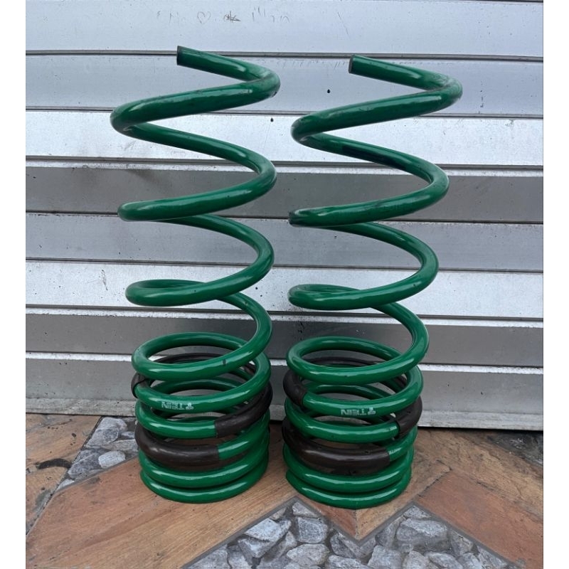 Lowering Kit Coil Spring Per Toyota Innova / Hilux / Inova Reborn Edition Tein Belakang
