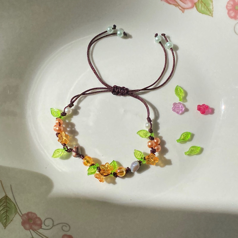 SPRING BLOSSOM BRACELET (Orange Edition) gelang manik bunga