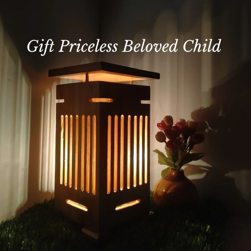 Lampu meja dekorasi kayu jati