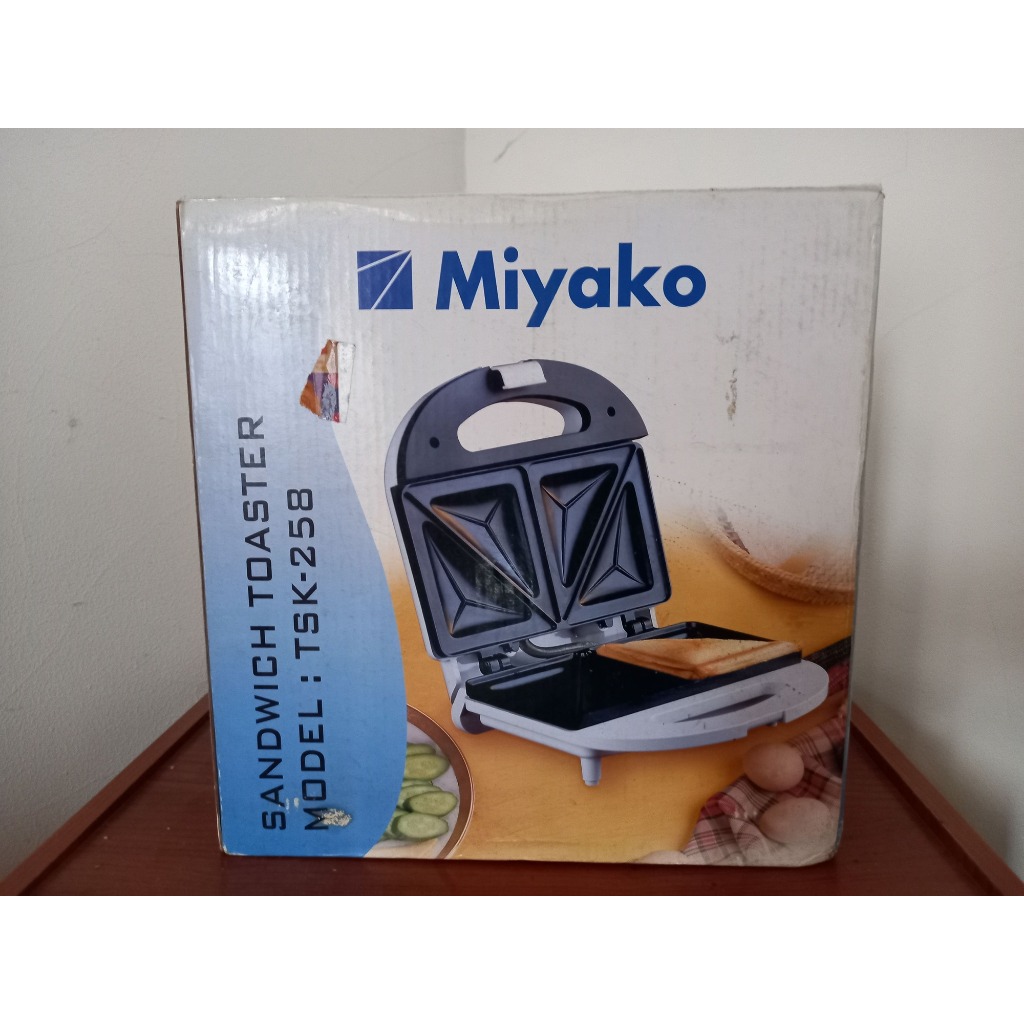 Pemanggang Roti Miyako TSK 258