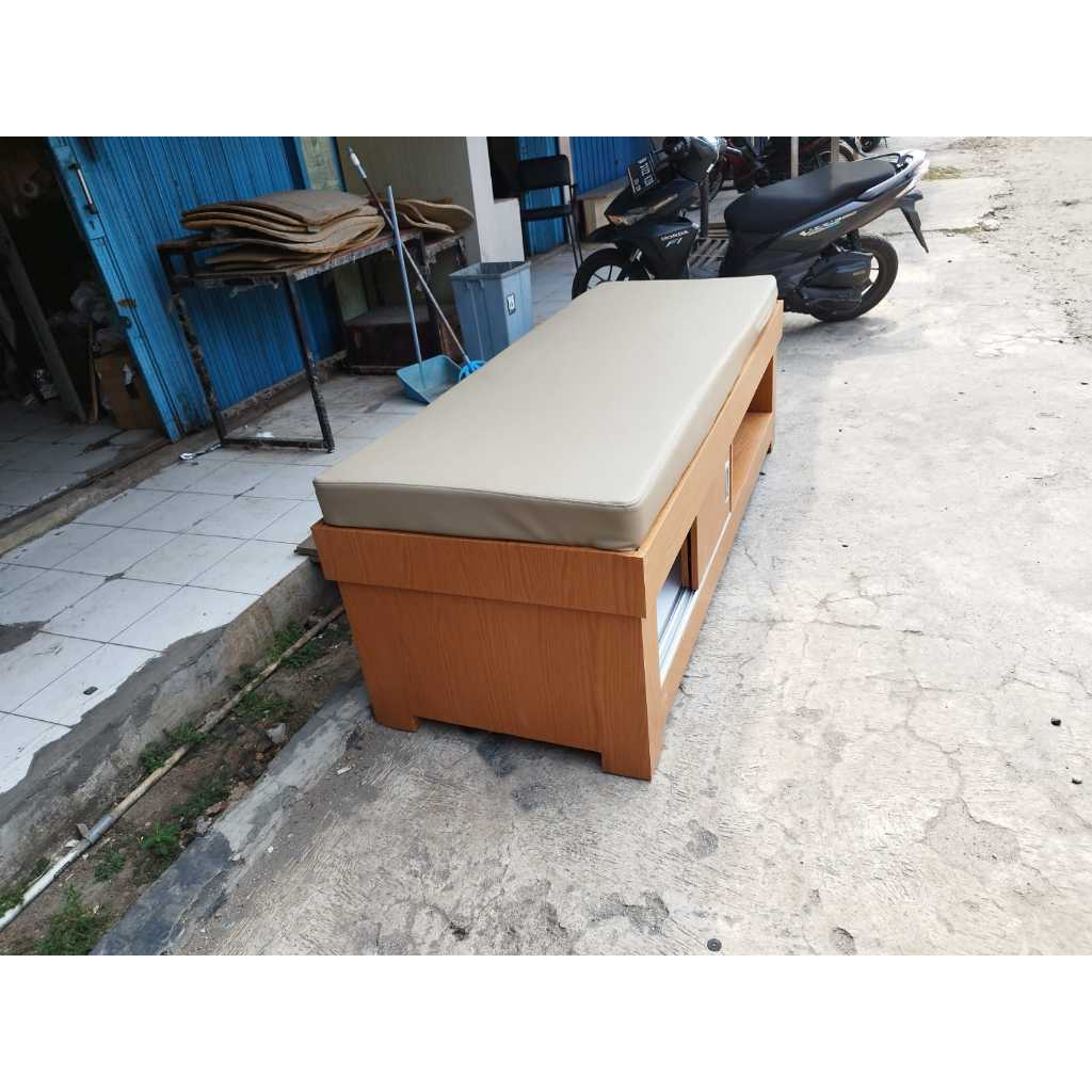 Pabrik Furniture || Di Jual Dipan pijat matras atau refleksi tradisional  kirimiman bogor ,produksi 