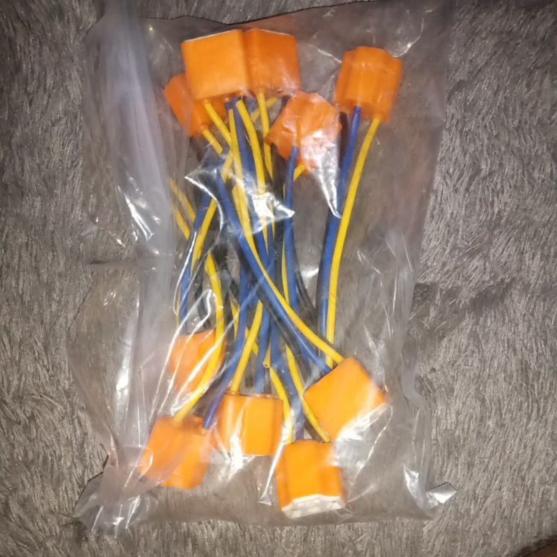 SOKET LAMPU H4 HALOGEN