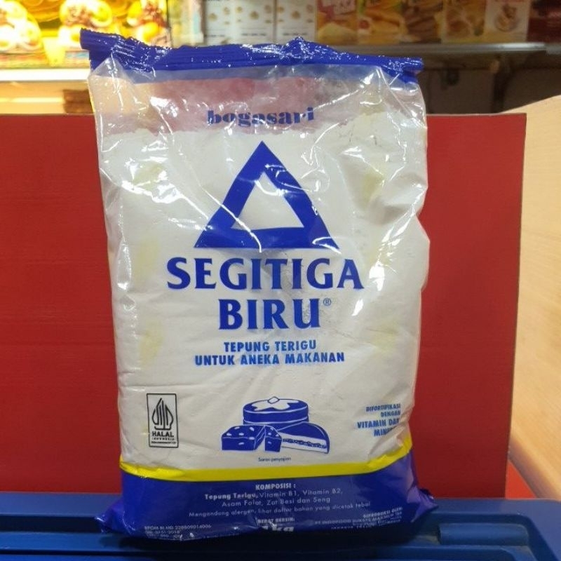 

Bogasari Segitiga Biru kemasan ekonomis 1kg