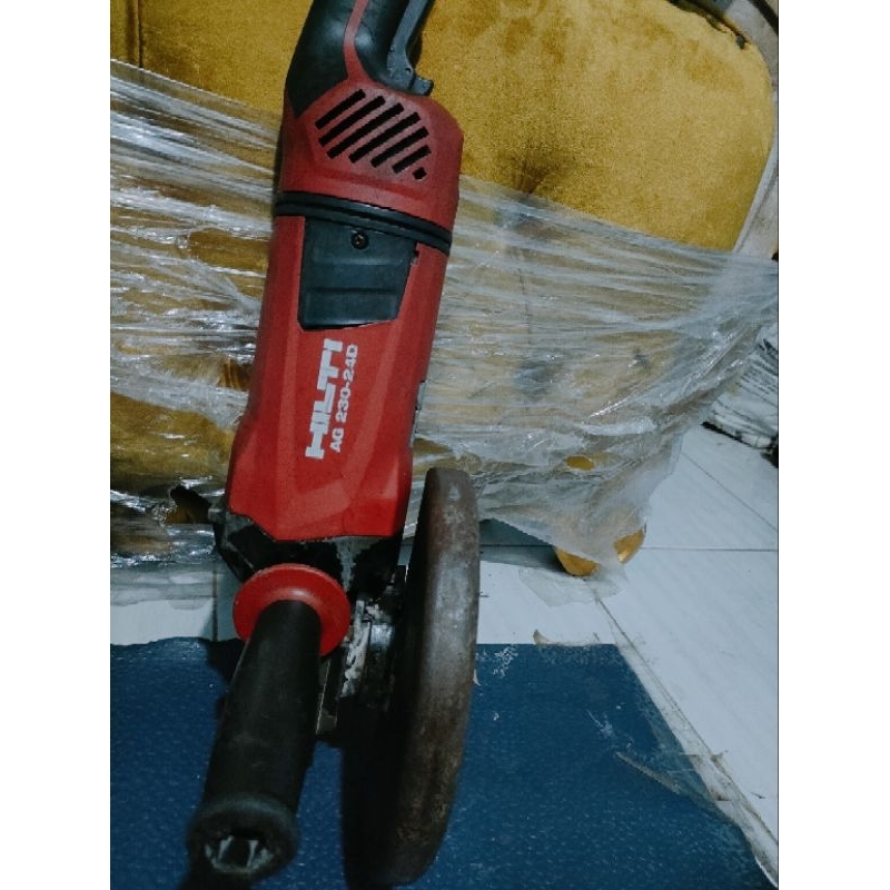 gerinda HILTI 7INCH tanpa mata pisau second kondisi normal semua siap pakai kerja