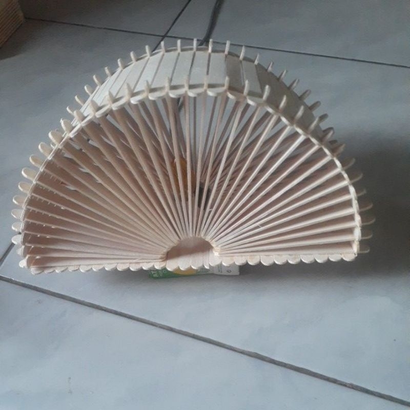 lampu tidur/lampu hias/kerajinan tangan dari stik eskrim.