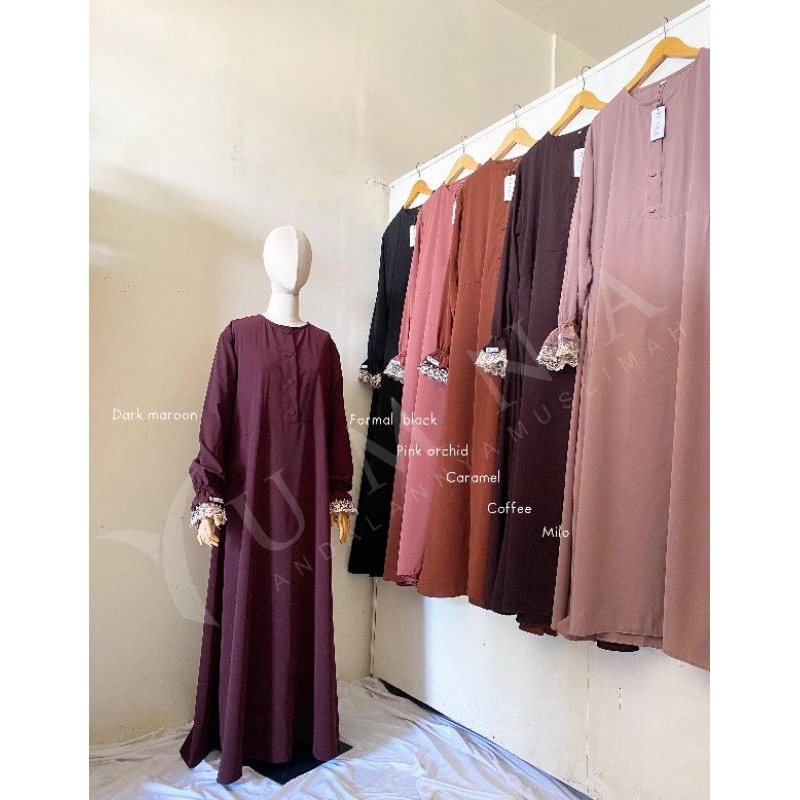 Kemang series by Yumna Material Wolfis Silky