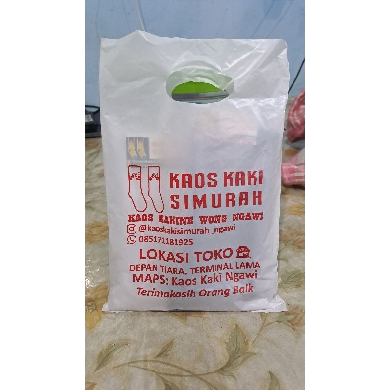 kaos kaki api panjang 1, puma pendek 1, basket panjang 1