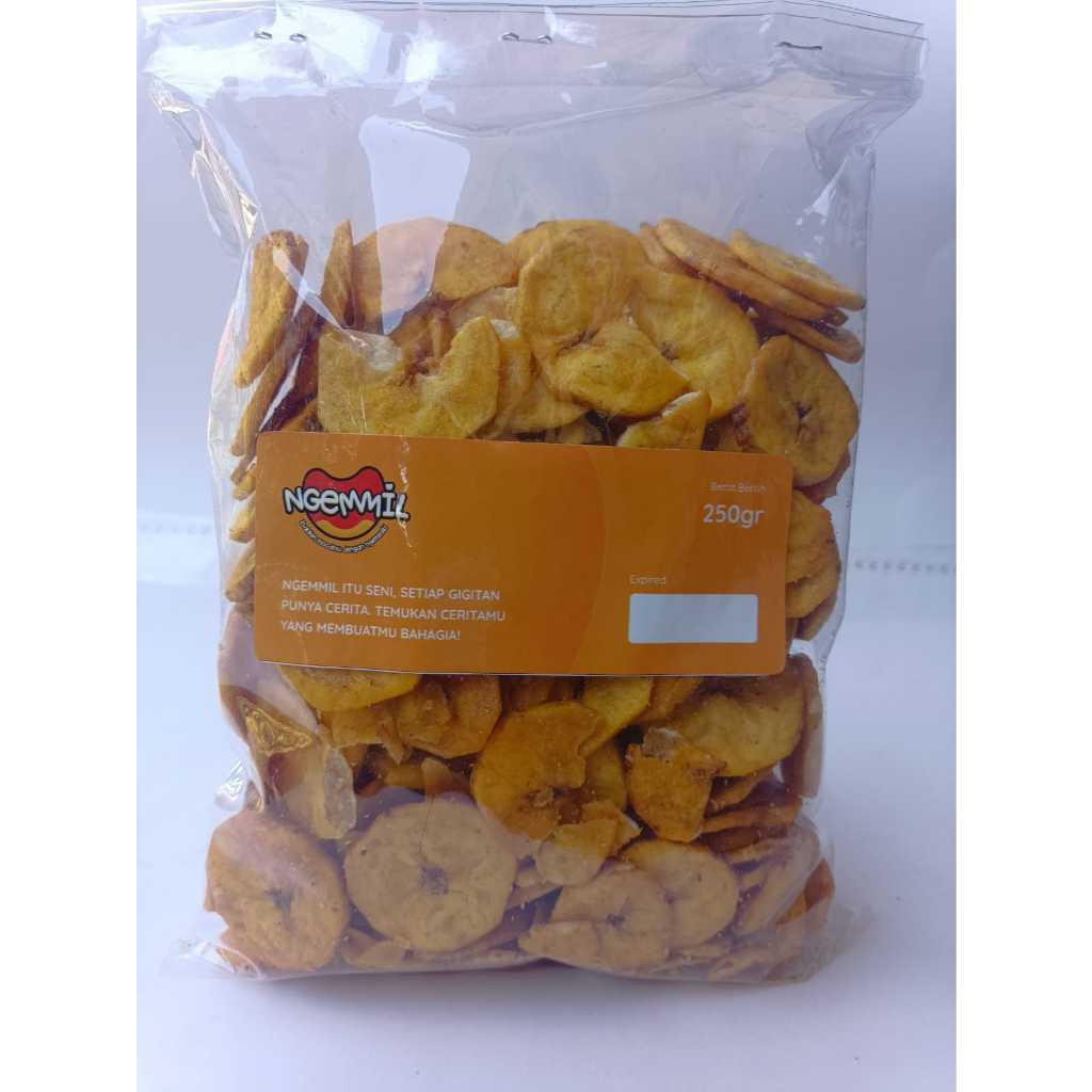 

NGEMMIL KERIPIK PISANG MANIS 250 GRAM
