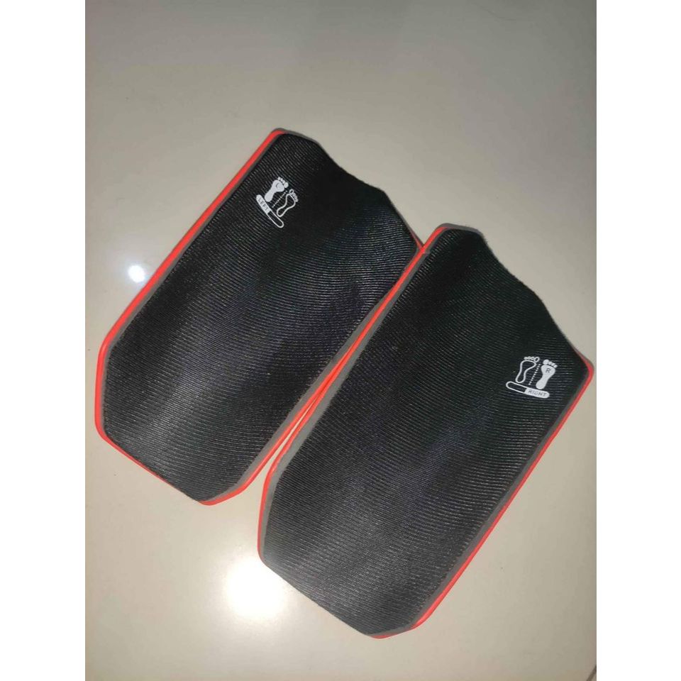 Deker ADIDAS ori ( bersih) buat bola futsal pelindung betis lutut