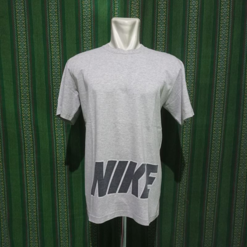 kaos vintage naiki second