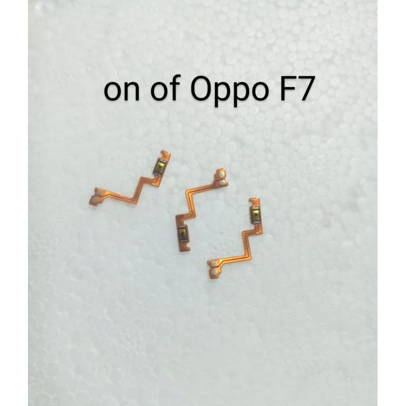 Fleksibel fleksibel on of Oppo F7