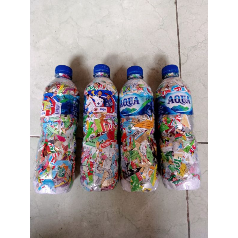 

Ecobrick 600ml berat 200gr botol bekas Aqua Le mineral Vit