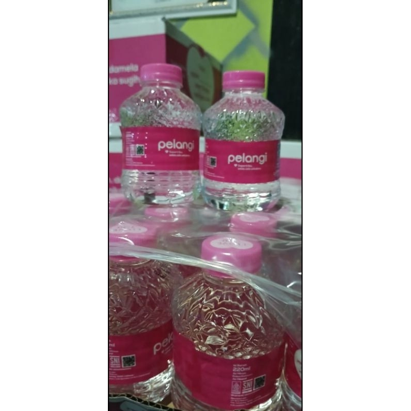 

PELANGI AIR MINERALE 220ML ISI 24BOTOL