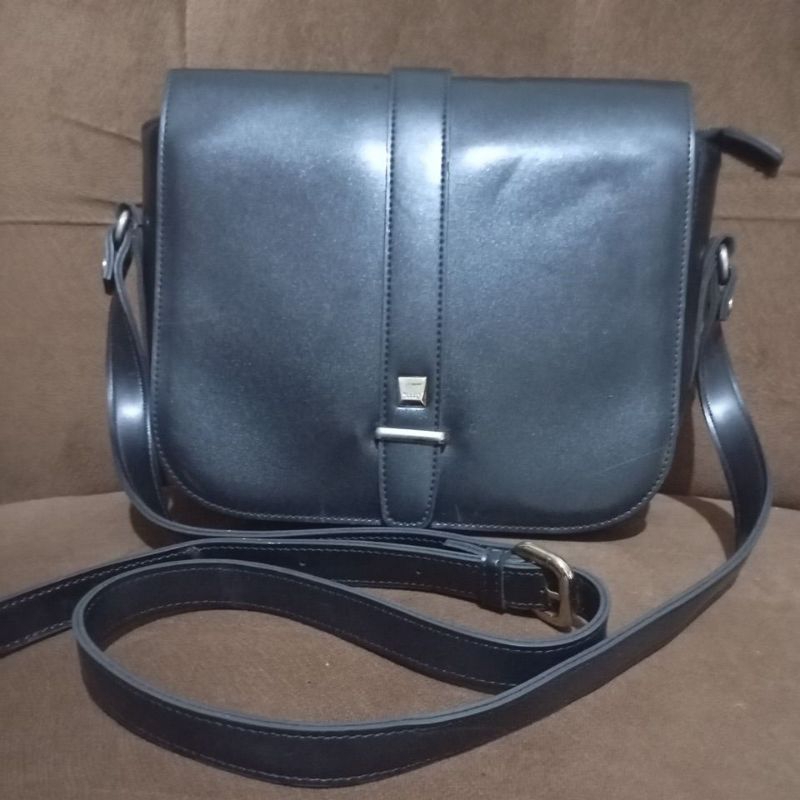 sling bag nicole miller preloved