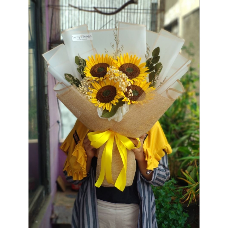 SAUNG BUNGA | buket bunga matahari flanel felt sunflower bouquet bucket lamaran engagement wisuda gr