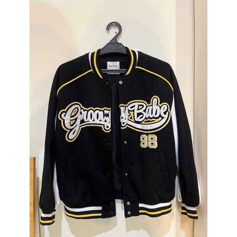 jaket varsity bershka