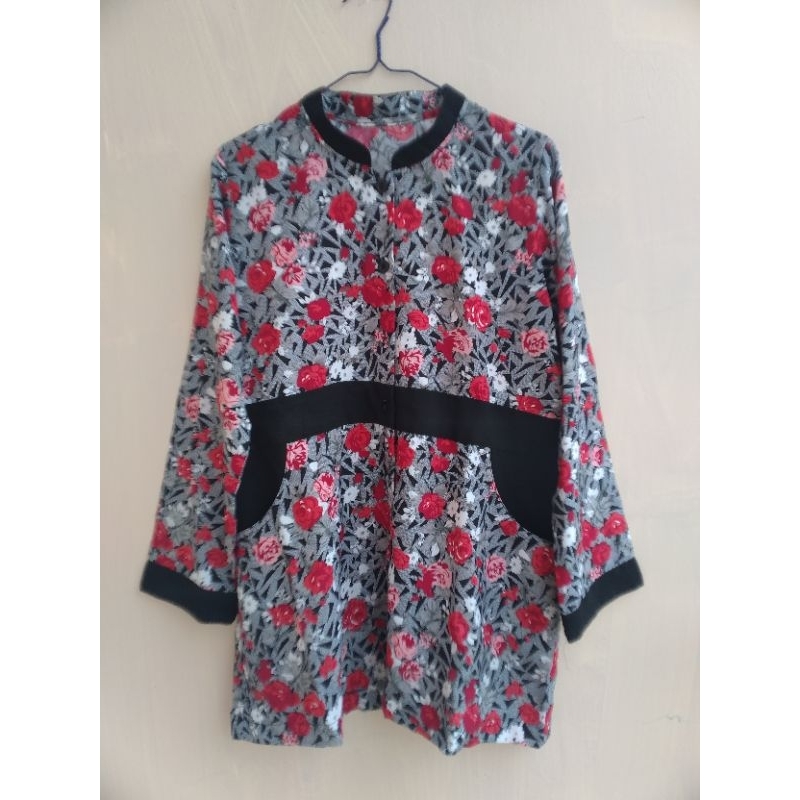 PRELOVED - Kemeja Wolfis Motif - Hitam, Bunga/Atasan Muslim/Baju Muslim/Kemeja Motif