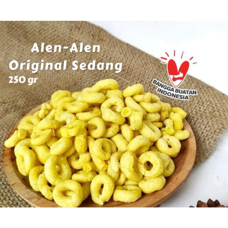 

jajanan khas Trenggalek snack alen alen | pilus cincin kuning | alen alen original