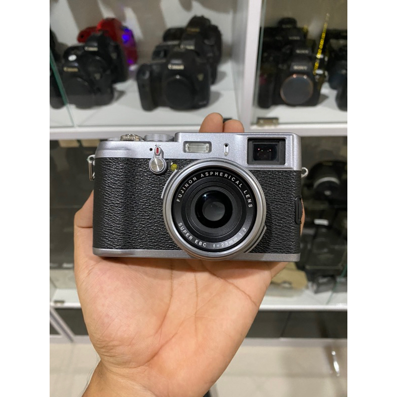 FUJIFILM X100 SECOND FUJIFILM FINEPIX X100 BEKAS MULUS