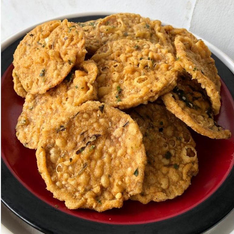 

1Kg Keripik Tempe Bulat Varian Rasa Original Daun Jeruk