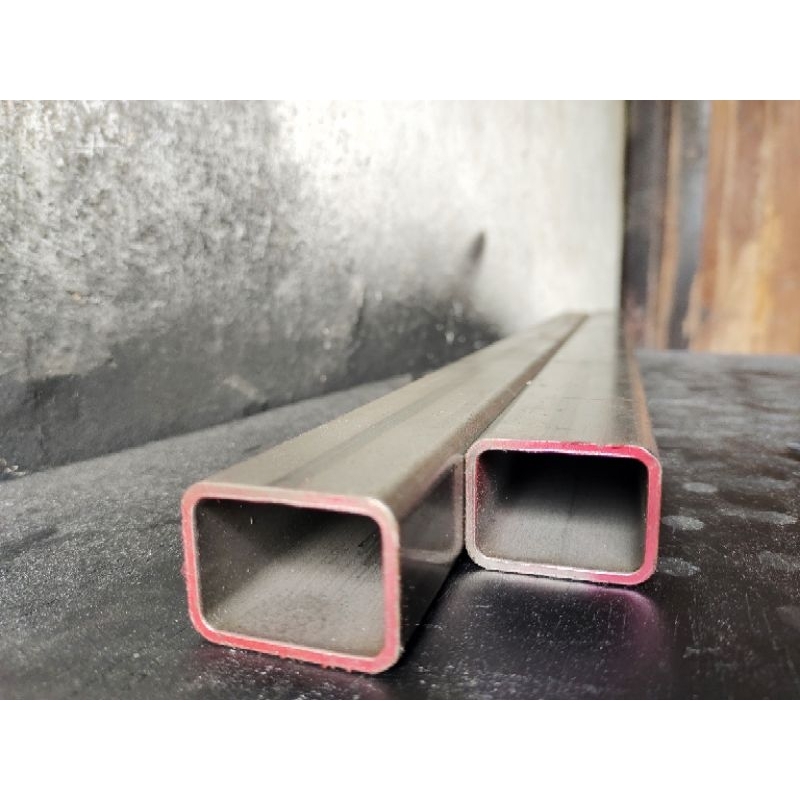 Pipa Besi Kotak / Hollow 40 mm x 30 mm Panjang 75 cm