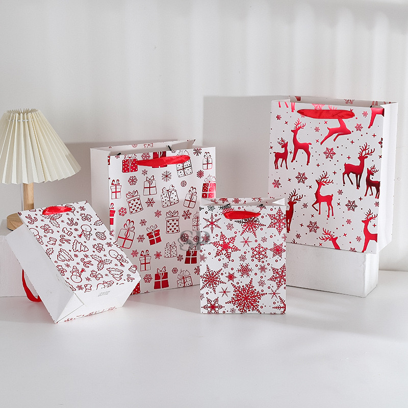 

Paper Bag Natal Motif Snowflake Embossed Merah / Goodie Bag Christmas / Tas Hampers Natal