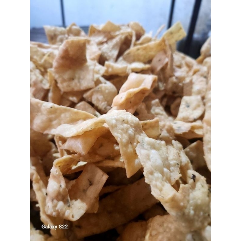 

KERIPIK PANGSIT