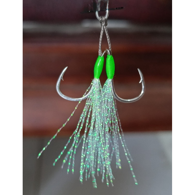 Assist Hook Iseama ukuran 13 (jig10-30gr), 15 (jig40-60gr), 18 (jig80-150gr)