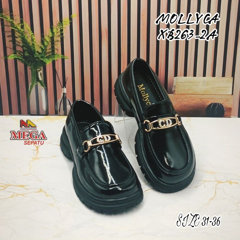 SEPATU SANTAI ANAK WANITA MEREK MOLLYCA XB263-2A