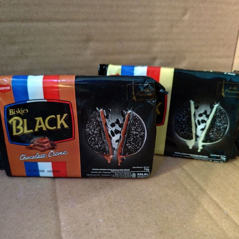 

biskies black cookies