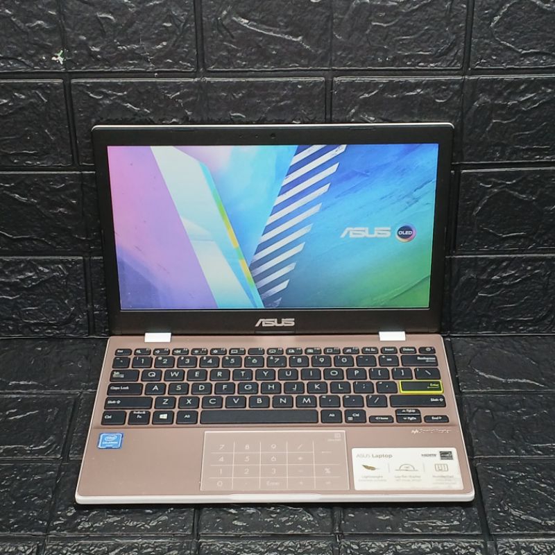 Notebook Asus Vivobook E210MA Intel Celeron N4020 4/256GB Pink