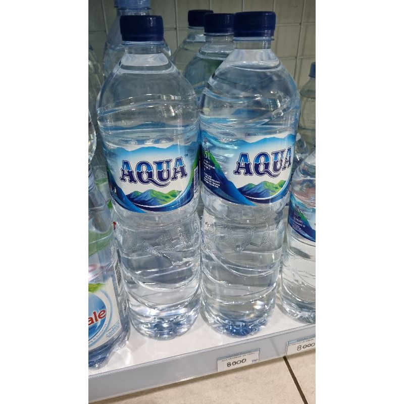 

AQUA botol 600ml