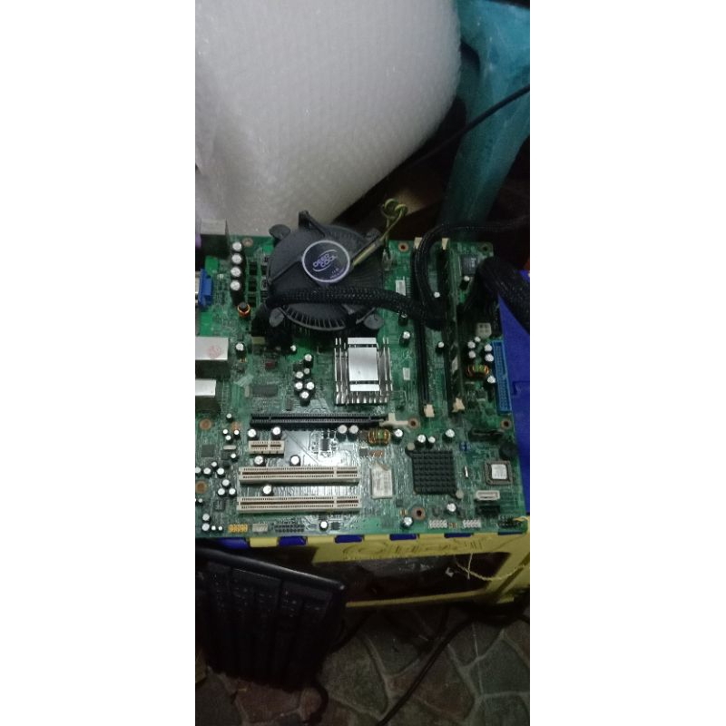 Mobo Intel LGA 775