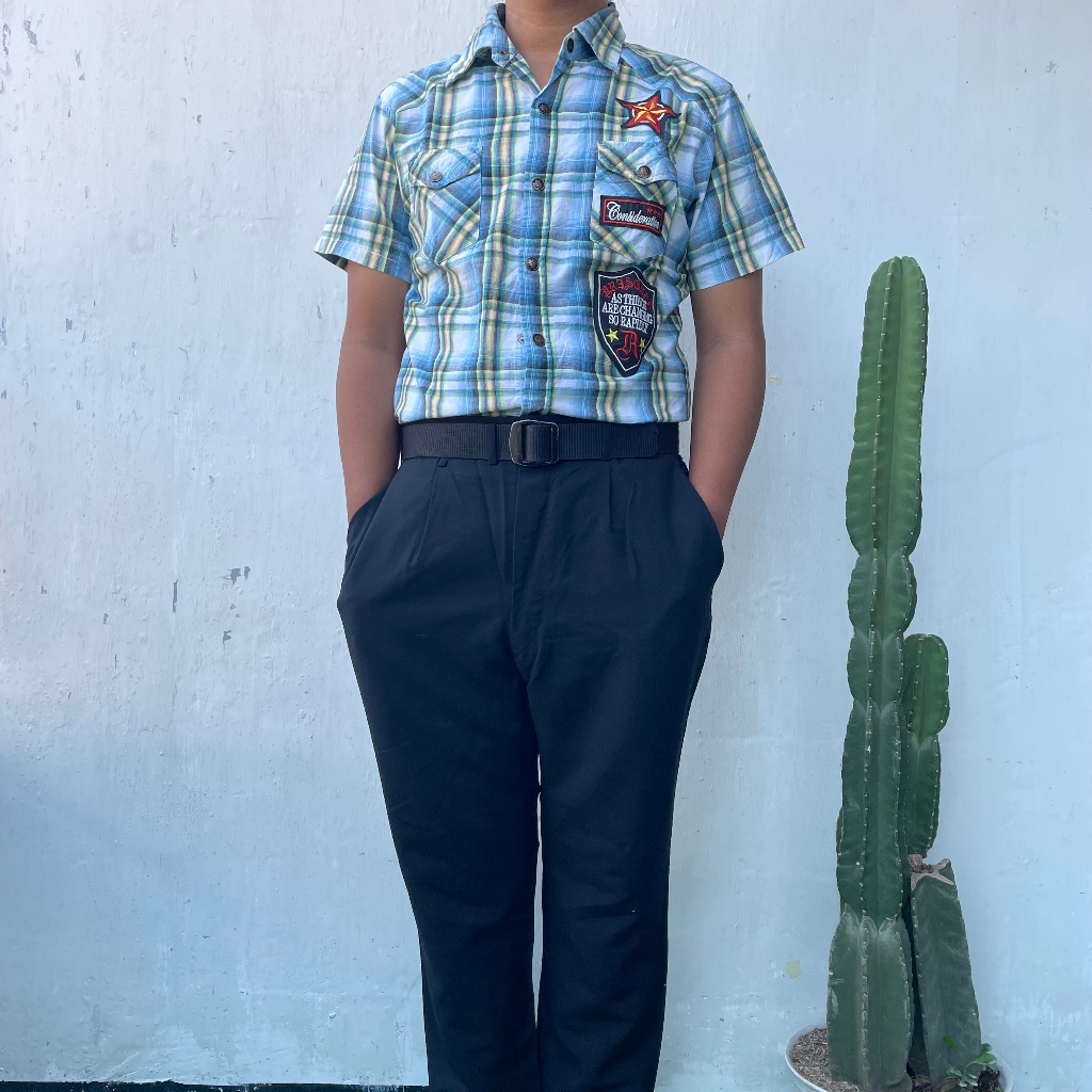 KEMEJA KOTAK IN THE ATTIC